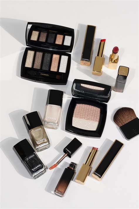 chanel holiday 2017 makeup collection numerous|Chanel holiday gift set 2024.